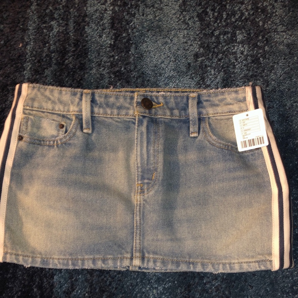 Urban Outfitters low rise skirt